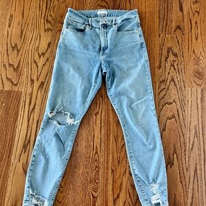 Good American distressed skinny jeans, stretchy, EUC! Size 10